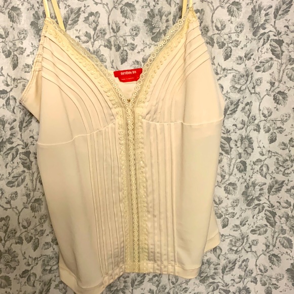 Tops - Sexy Lace Cami
